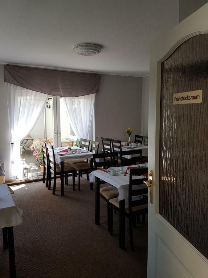 Pension Zum Birnbaum 勃兰登堡 外观 照片